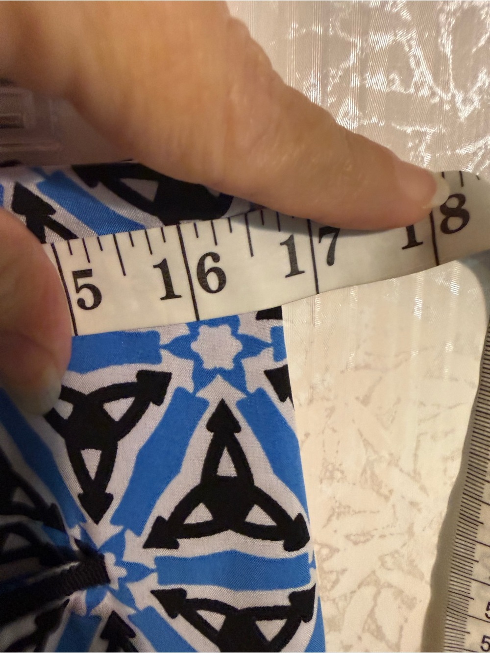 Golftini Blue Geometric Print Side Zip 2 Side Pockets, Back Pocket Skort, Golf 6 - Picture 7 of 10
